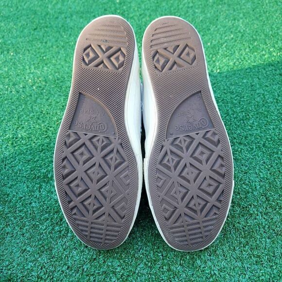 Converse Chuck Taylor  - Men's shoes - Size 9 - Women's shoes - Size 11 - Picture 9 of 11